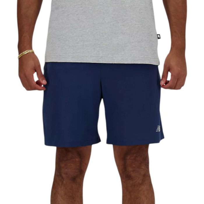 SPORT ESSENTIALS SHORT 7
